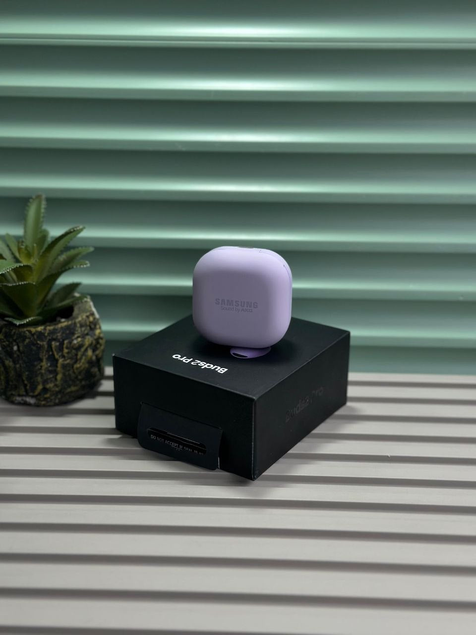 Samsung Galaxy Buds2 Pro Wireless Earbuds